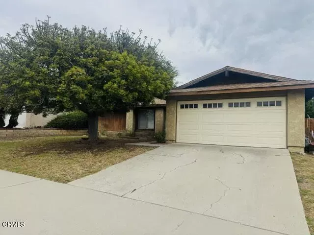 Property Photo:  2446 Scoter Avenue  CA 93003 