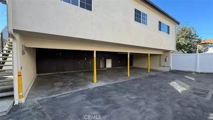 Property Photo:  712 W Doran Street 3  CA 91203 