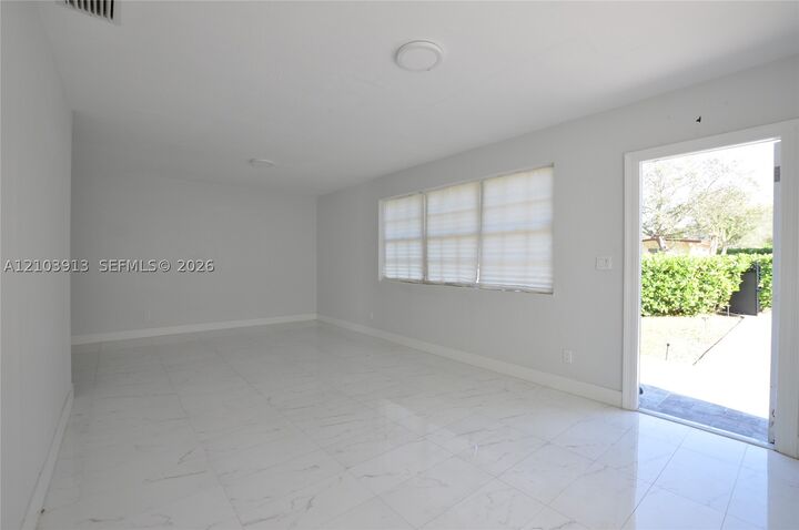 Property Photo: 10504 SW 77th Ct 10504 FL 33156