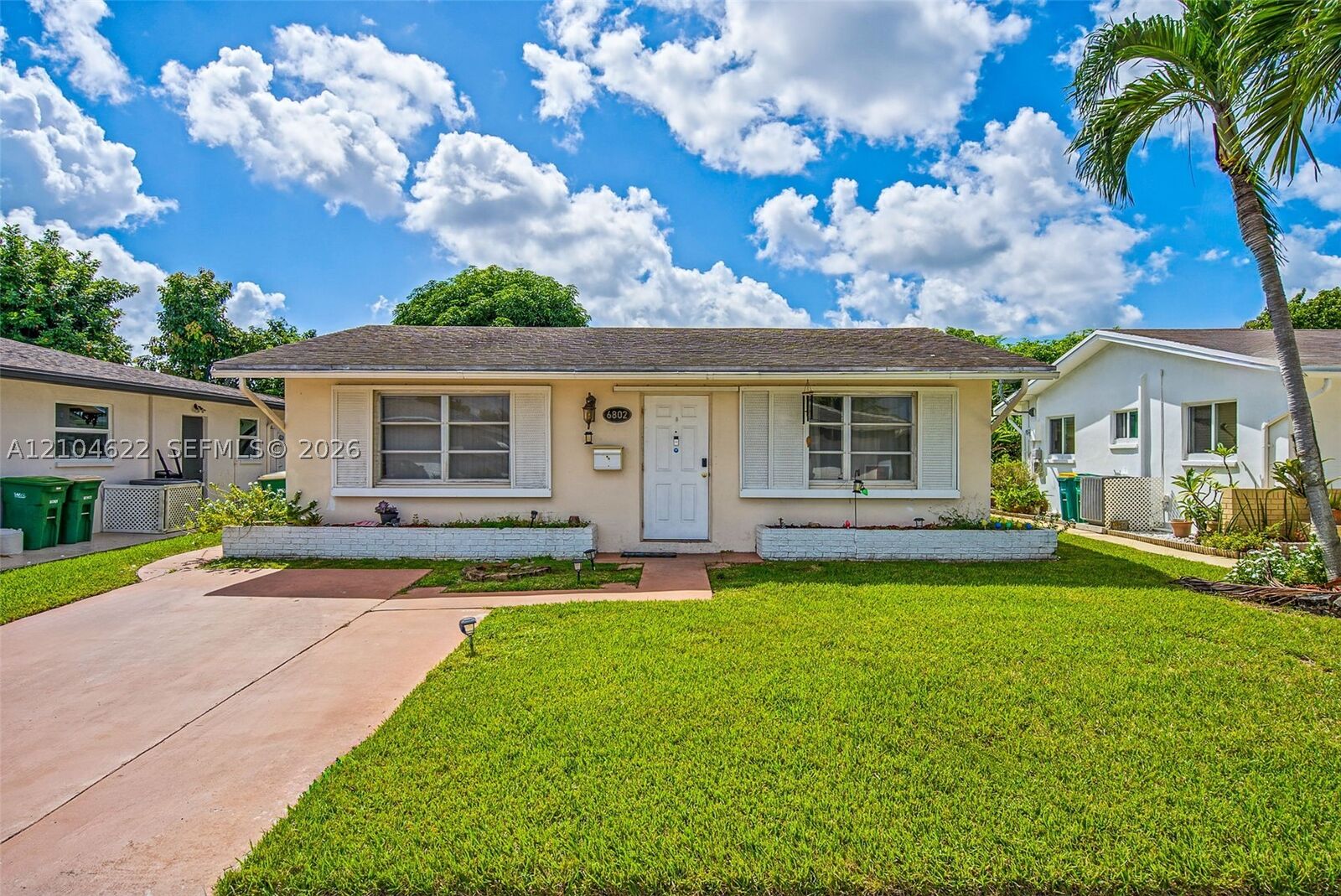 Property Photo: 6802 NW 58th Ct FL 33321