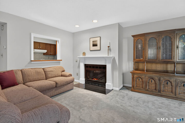 Property Photo:  81 Main Street 16B  CT 06405 