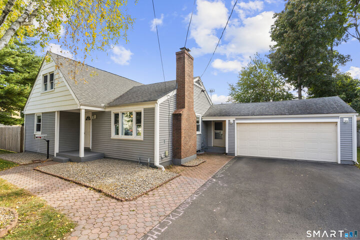 Property Photo: 54 Oakland Avenue CT 06053