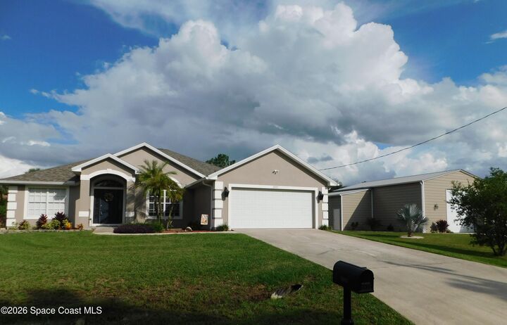 Property Photo:  2937 Fowler Avenue SW  FL 32908 