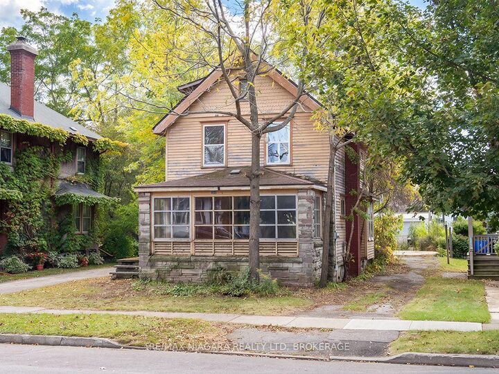 Property Photo:  244 Charlotte Street  ON L3K 3E6 