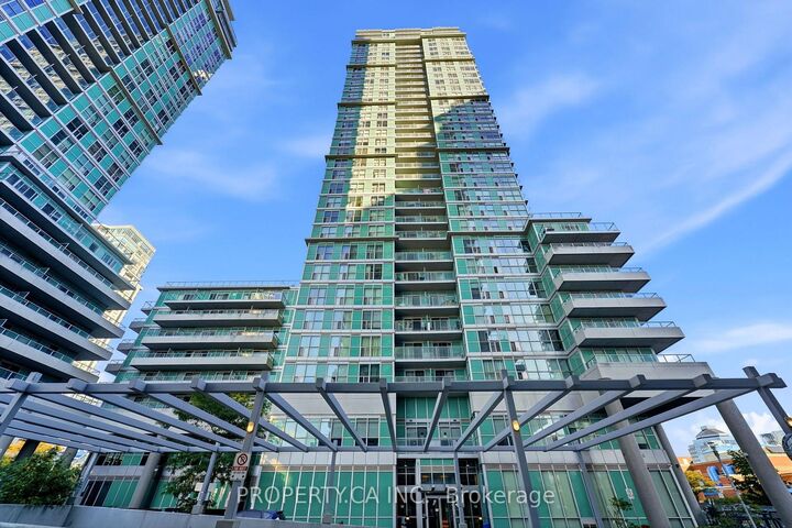 Property Photo: 70 Town Centre Court 203 ON M1P 0B2