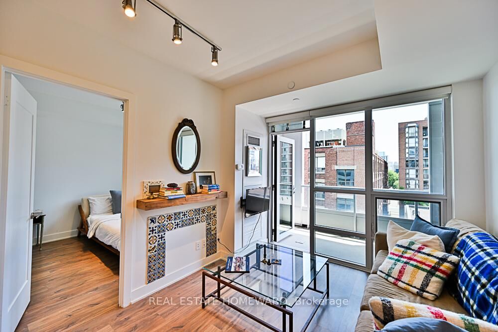 Property Photo:  38 Cameron Street 610  ON M5T 0C3 
