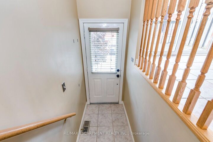 Property Photo:  1751 Lampman Avenue 51  ON L7L 6W3 