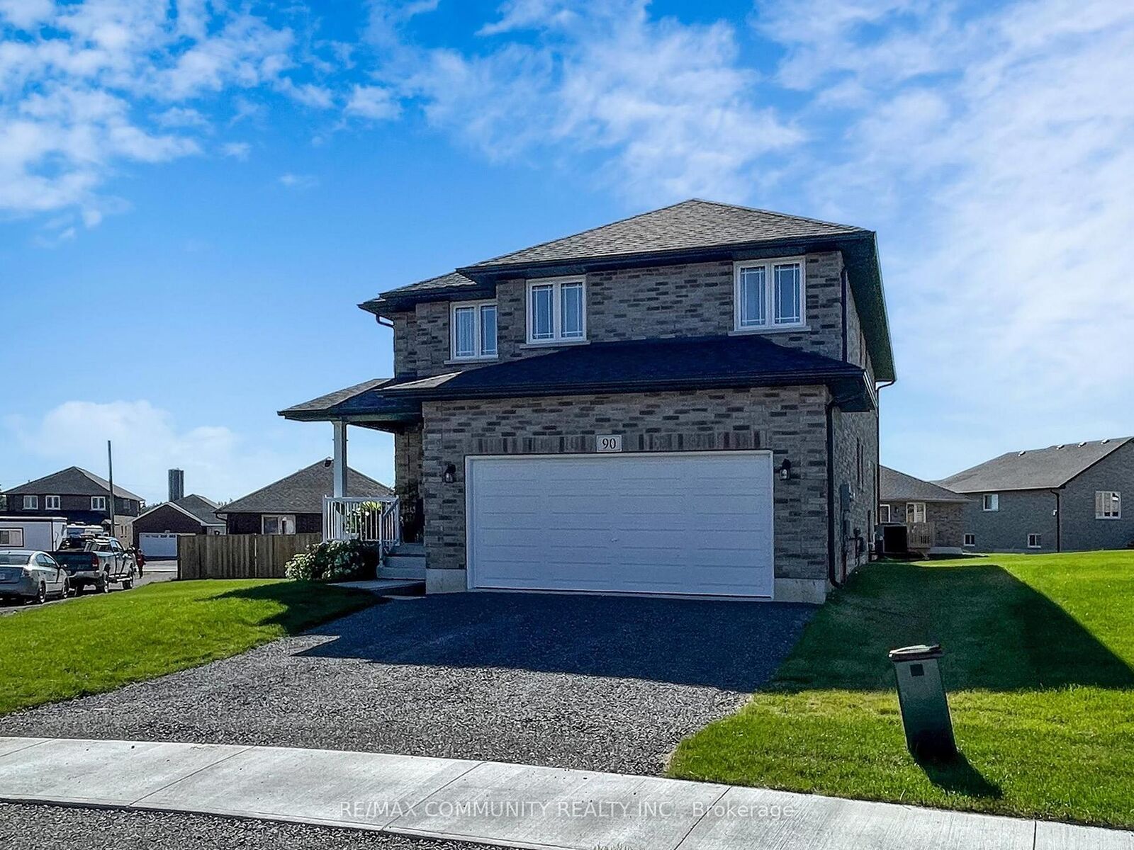 Property Photo:  