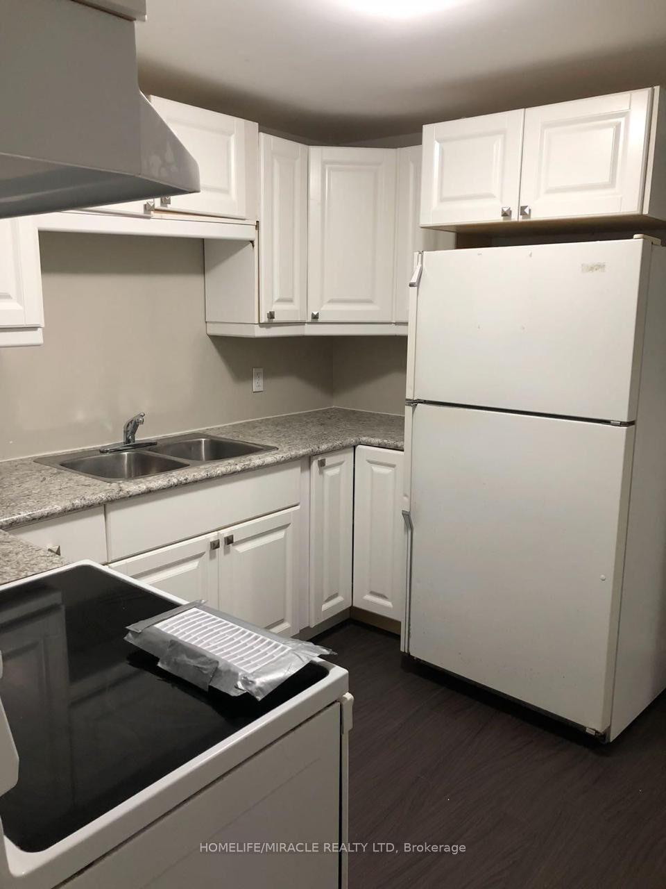 Property Photo: 144 Benson Drive 2 ON L4N 7Y3