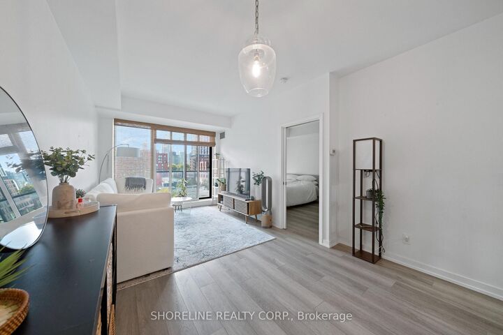 Property Photo: 260 Sackville Street 714 ON M5A 0B3