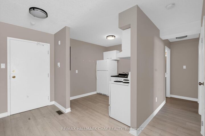 Property Photo:  126 Bell Farm Road 414  ON L4M 6J3 