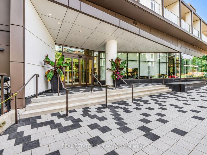 Property Photo:  80 Vanauley Street 406  ON M5T 0C9 