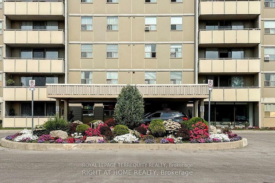 Property Photo:  1338 York Mills Road 205  ON M3A 3M3 