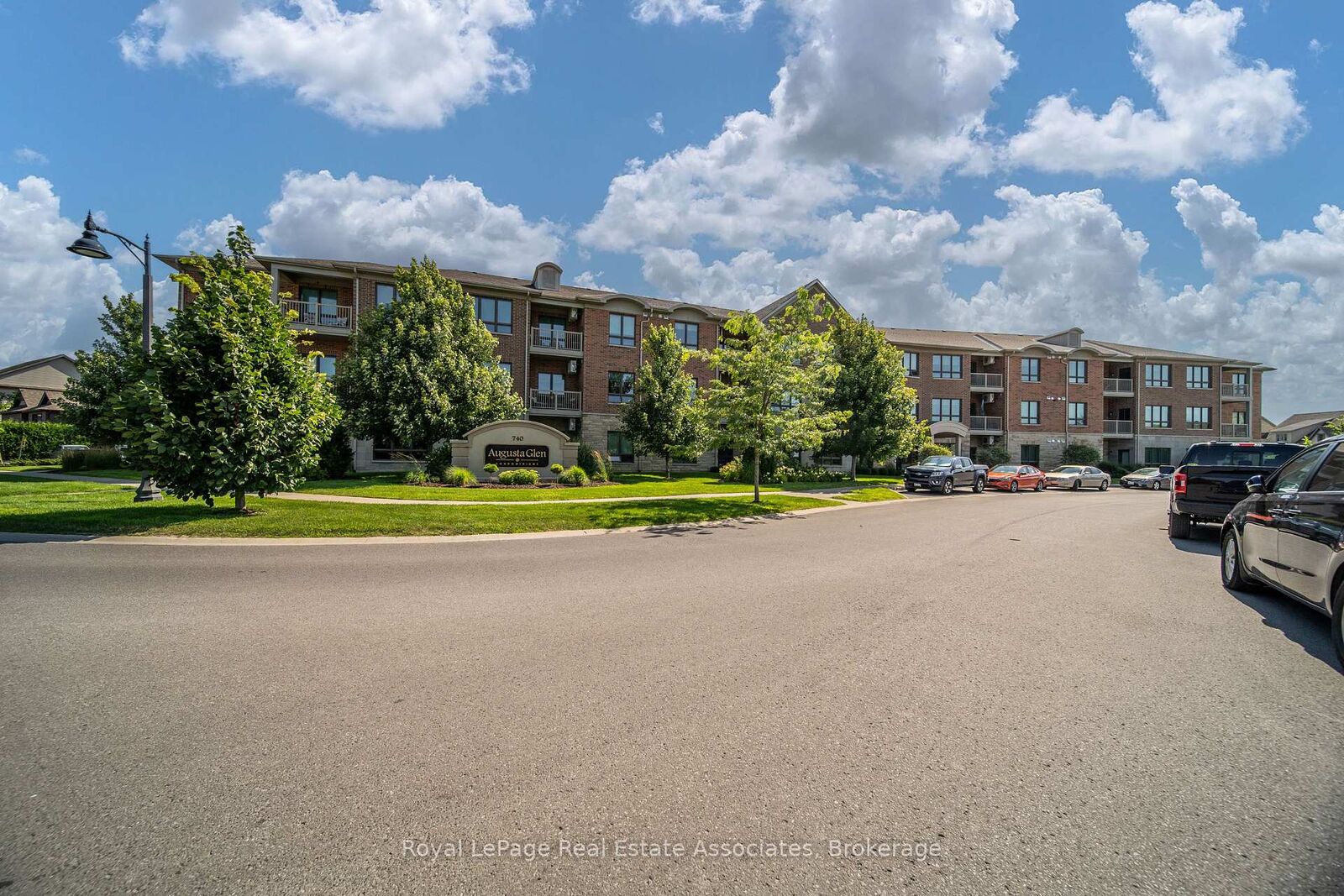 Property Photo:  740 Augusta Drive 204  ON K7P 0R5 