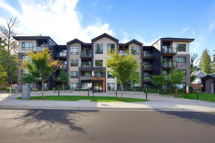 Property Photo:  32690 14th Avenue 106  BC V2V 0K5 