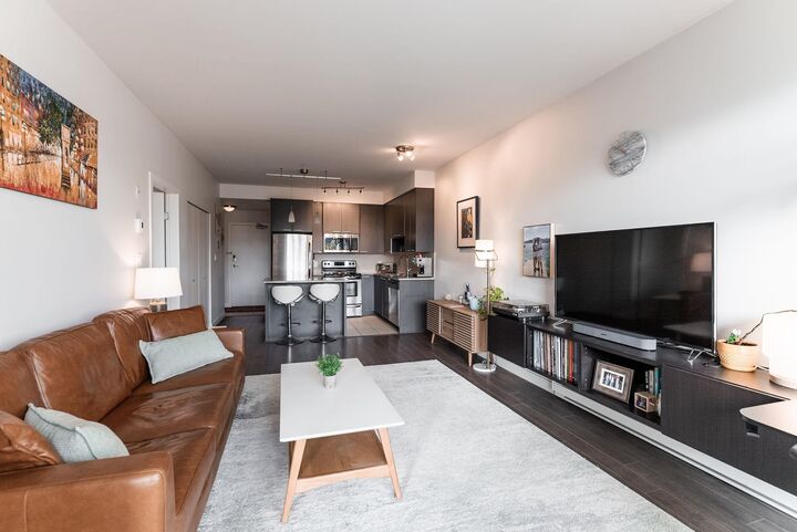 Property Photo: 707 E 20th Avenue 311 BC V5V 0B3