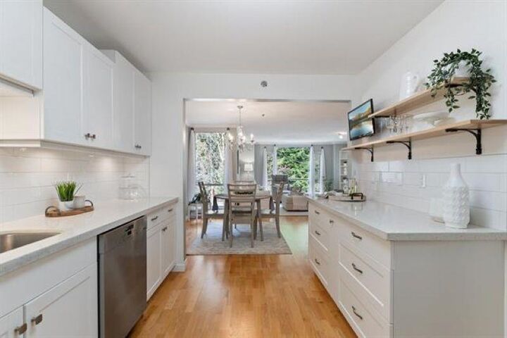 Property Photo:  12142 122 Avenue 209  BC V3Y 2K6 