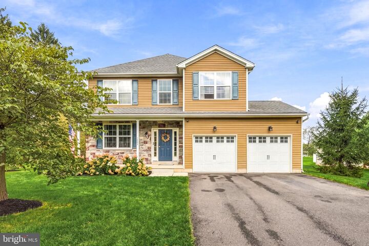 Property Photo:  1922 Line Lexington Road  PA 19440 