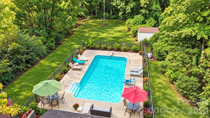 Property Photo: 1572 Monument Avenue NC 28052