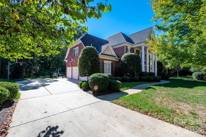 Property Photo: 1113 Hansler Lane NC 28173