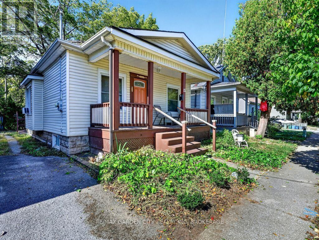 Property Photo:  15 Rodman Street  ON L2R 5C9 