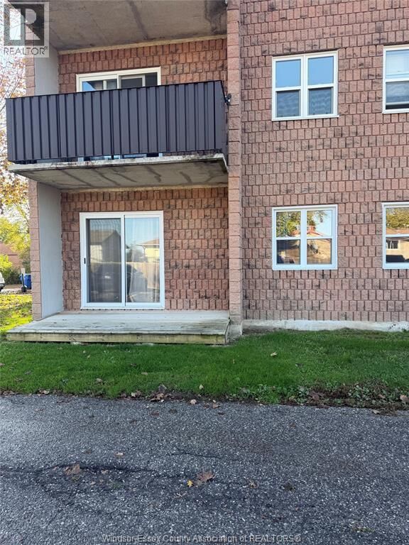 Property Photo:  276 Merritt Avenue 116  ON N7M 3G1 