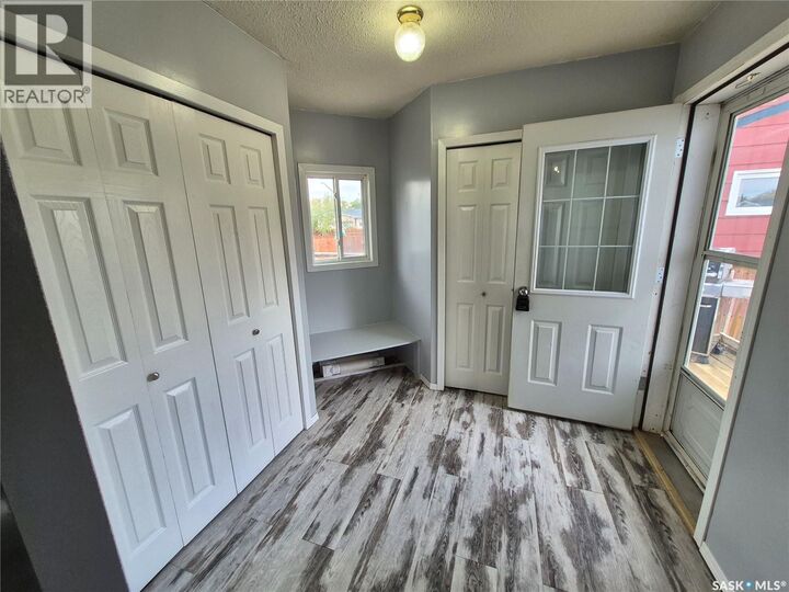 Property Photo: 818 Geisen Street SK S0C 2G0