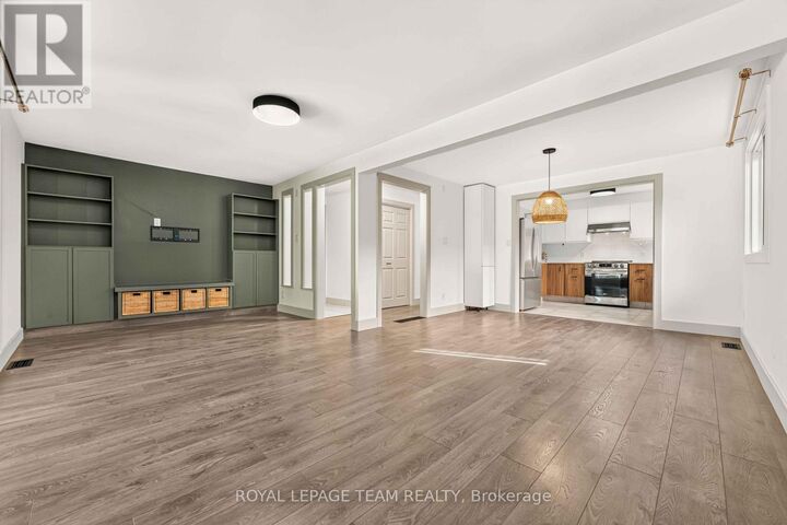 Property Photo:  204 Donald Street 1  ON K1K 1M8 
