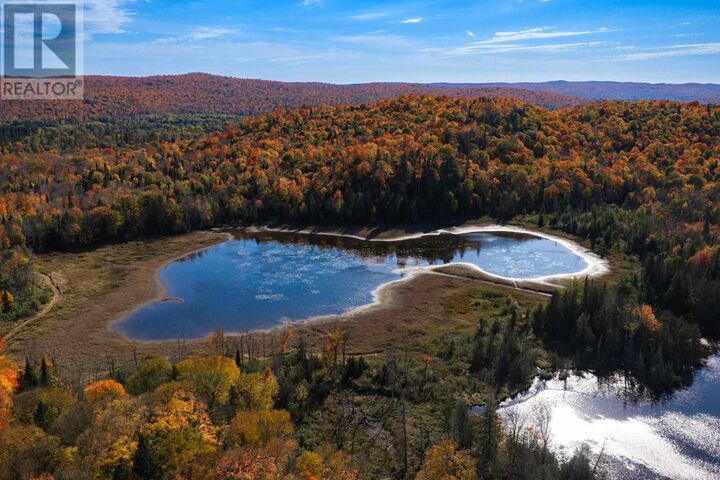 Photo de la propriété:  . Christina Mine Rd  ON P0S 1J0 