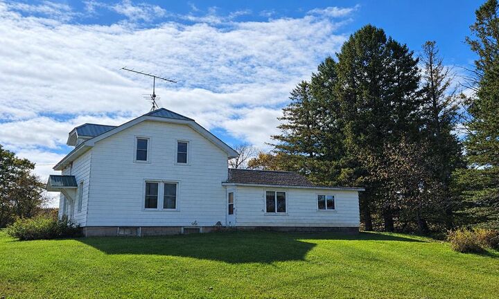 Property Photo:  N6777 County Road G  WI 54456 