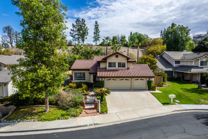 Property Photo:  2044 Via Esperanza  CA 91773 