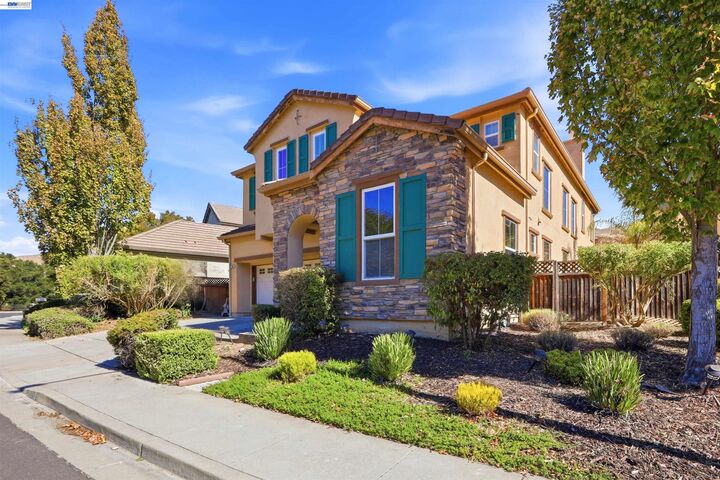 Property Photo: 7084 Alder Creek Rd CA 94591