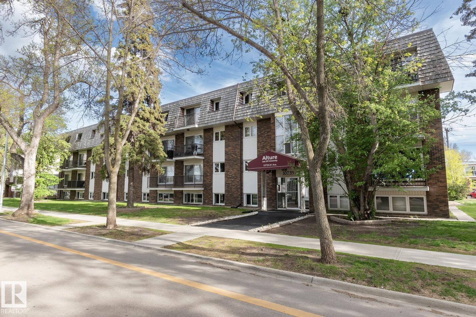Property Photo:  10735 81 Avenue NW 308  AB T6E 1Y2 