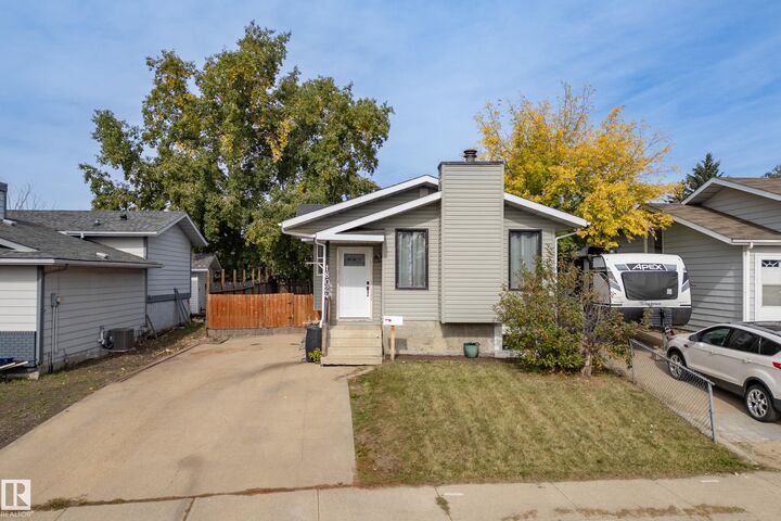 Property Photo:  18024 73 Avenue NW  AB T5T 3K3 