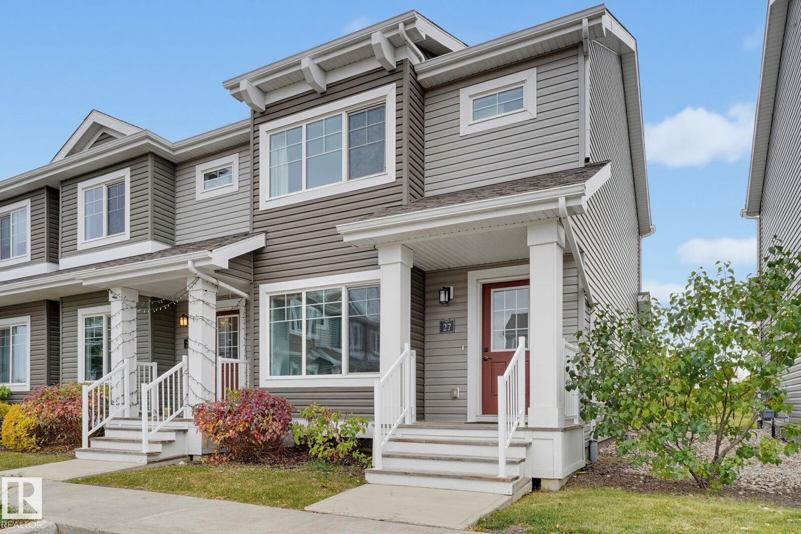 Property Photo:  4205 30 Street NW  AB T6T 2G9 