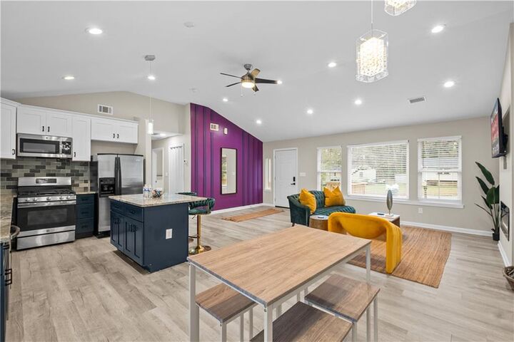 Property Photo: 1041 Stonewall Drive SE GA 30315