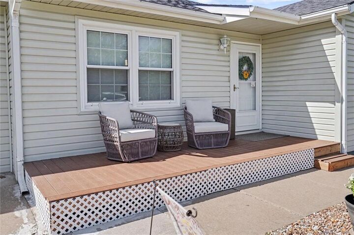 Property Photo: 1515 Cedar Street KS 66025