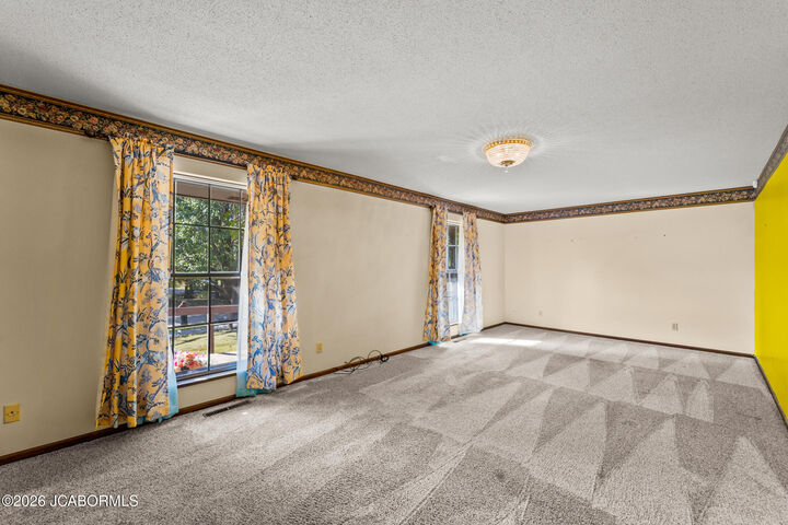 Property Photo:  801 Bradley Lane  MO 65251 