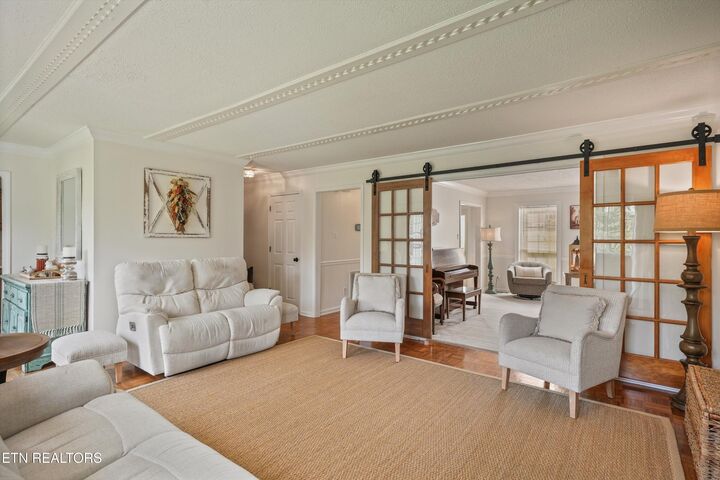 Property Photo: 105 Ostenbarker St TN 37804