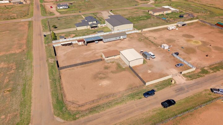 Property Photo:  2406 County Road 7835  TX 79423 