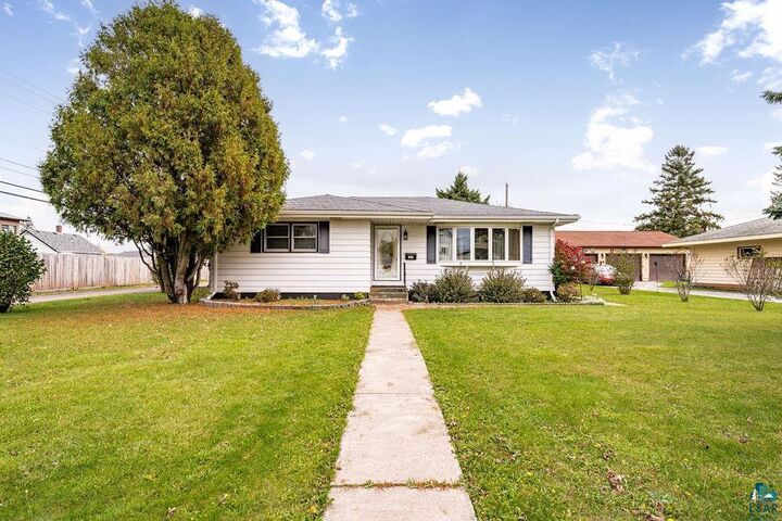 Property Photo:  1516 Wyoming Ave  WI 54880 