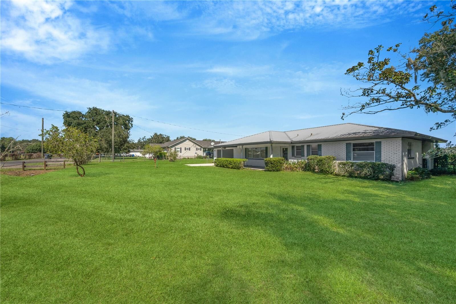 Property Photo:  3220 Blount Road  FL 33527 