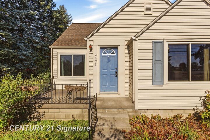Property Photo:  2892 Shattuck Road  MI 48603 