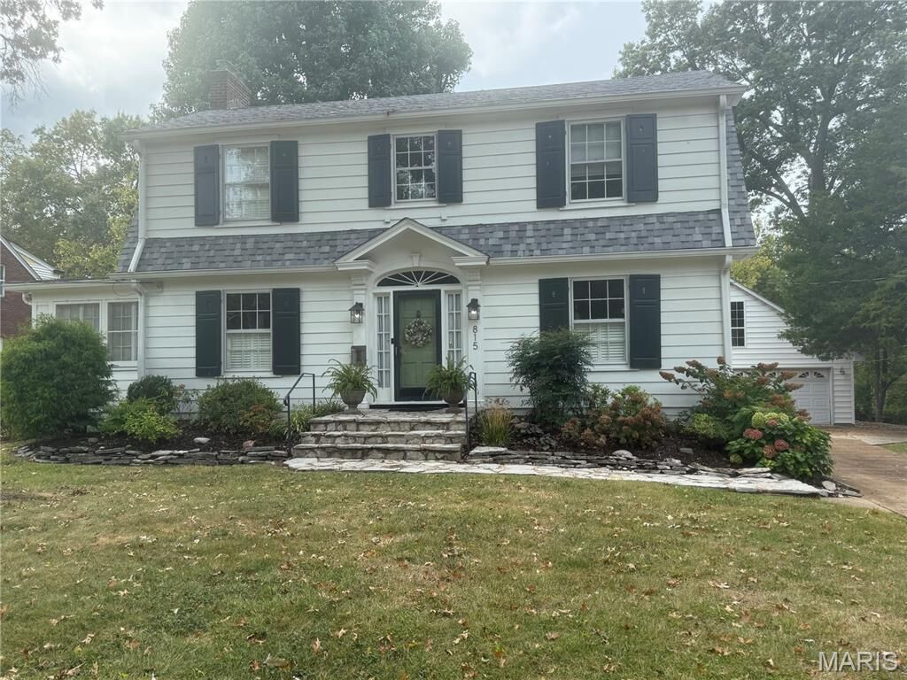 Property Photo:  815 N Kirkwood Road  MO 63122 