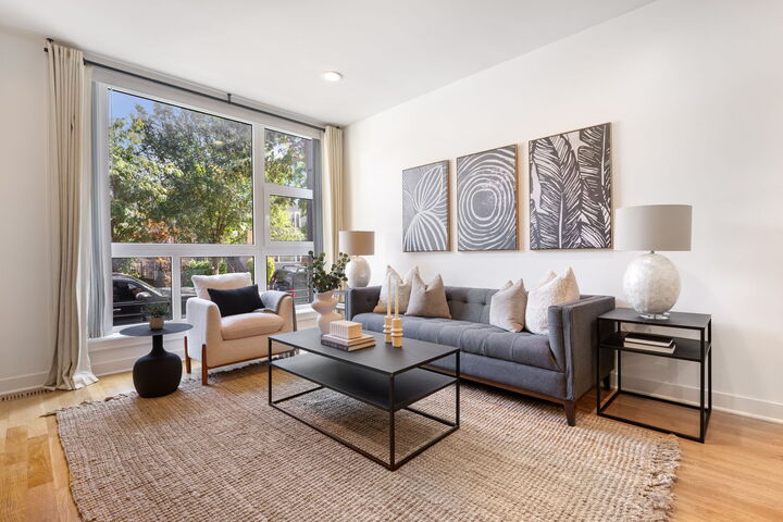 Property Photo:  1810 S Racine Avenue 1  IL 60608 