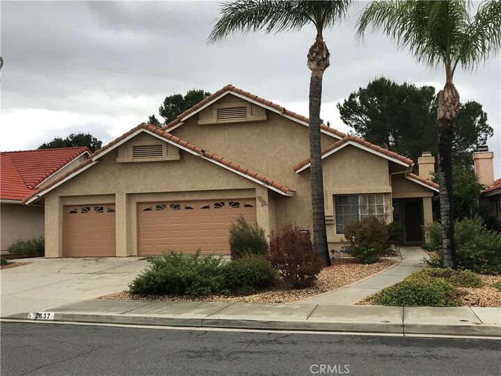Property Photo:  2637 Banyan Tree Lane  CA 92545 