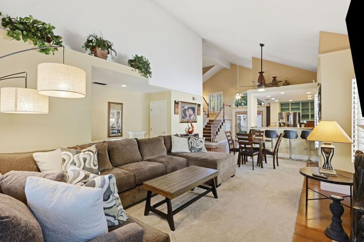 Property Photo: 2912 Trigo Way CA 95833