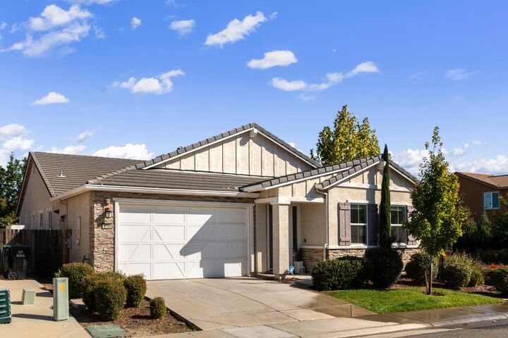 Property Photo: 8759 Winterfest Way CA 95624