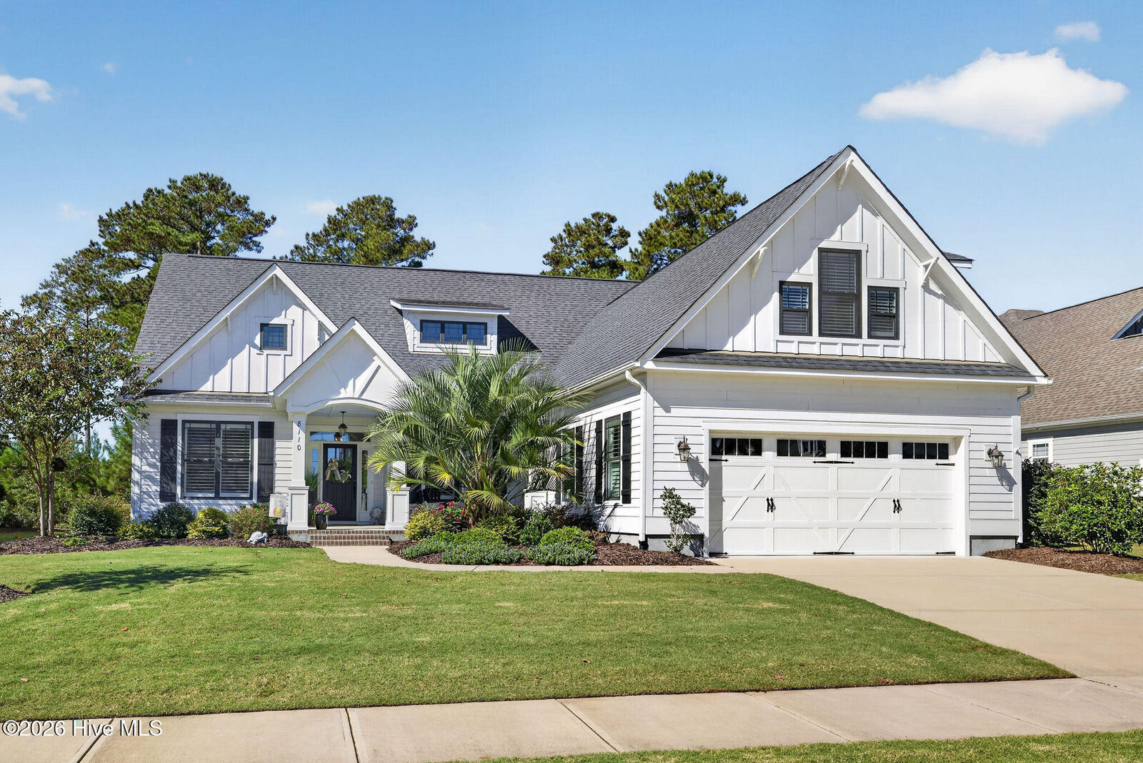 Property Photo:  8110 Manassas Lake Lane  NC 28451 