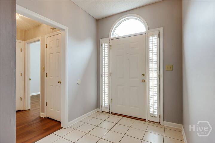 Property Photo:  137 Lucy Lane  GA 30606 